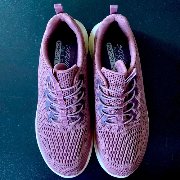 Skechers Running Shoes - Brand New - Picture 1 of 6